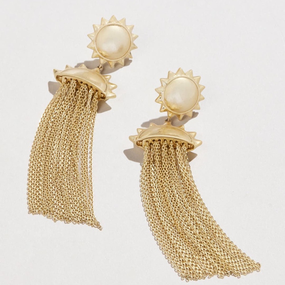 KENDRA SCOTT Sienna Sun Statement Earrings in Gold